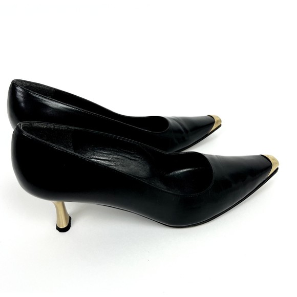 Stuart Weitzman Women Stuart Weitzman Gold Steal Toe 90s Vintage Women 7.5 Black Leather Kitten Heals